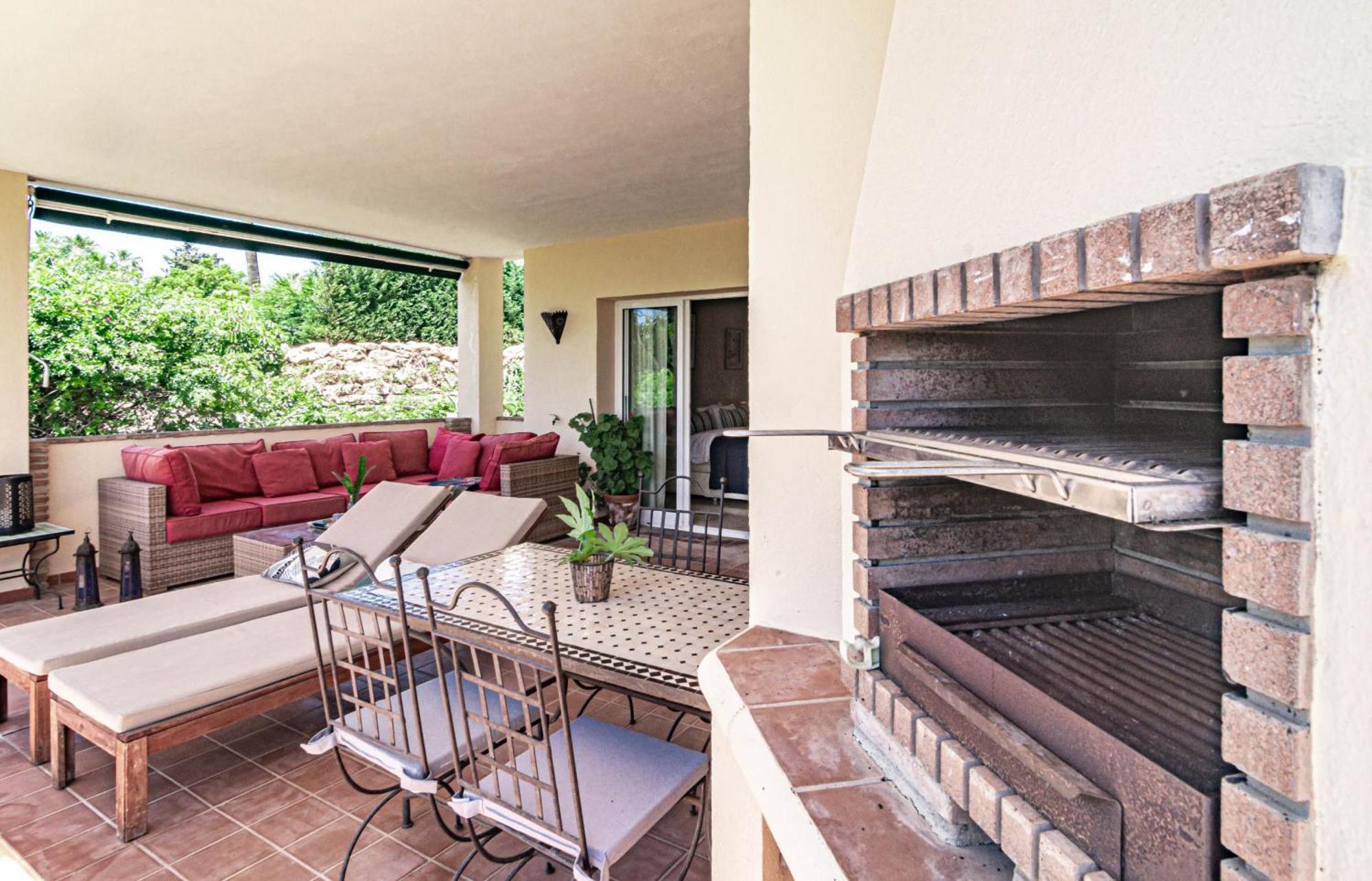 Lbp3- Comfortable Home, Golf Valley Apartment *