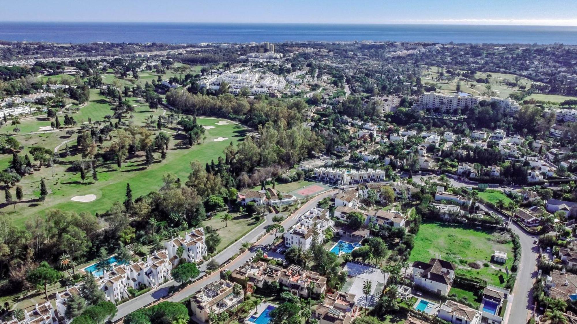 Lbp3- Comfortable Home, Golf Valley Apartment *